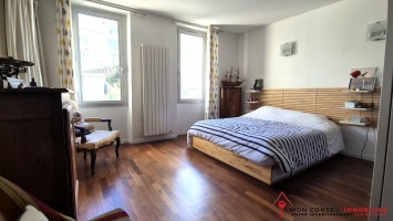 22 Montee Mouren, Marseille, 13002, 2 Chambres Chambres, 4 Chambres Chambres,1 Salle de bainsSalle de bain,Maison,A vendre,Montee Mouren,1042